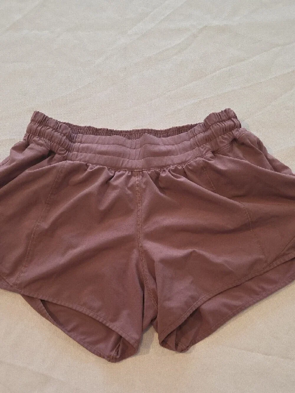 lululemon athletica Women's Mauve Elastic-Waist Athletic Shorts